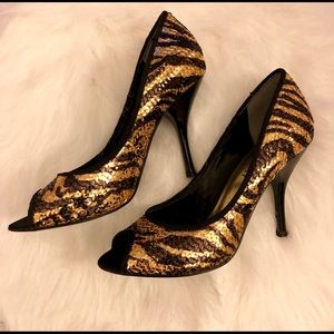 NINE WEST Sequined Animal Print Peep Toe Heels